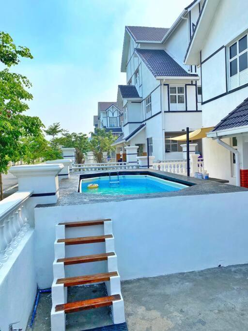 3 Storey Swimming Pool&Projector House Setia Alam Shah Alam Kültér fotó