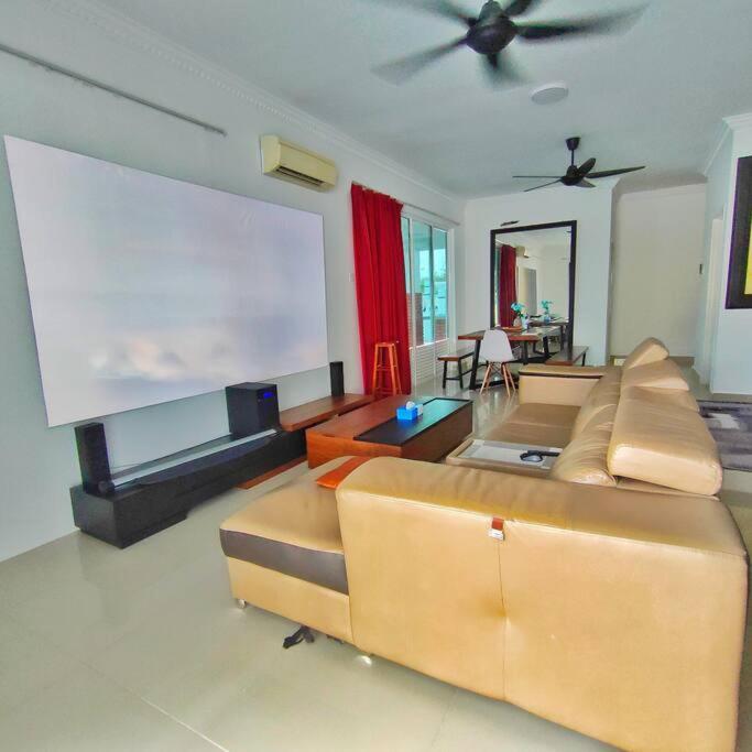 3 Storey Swimming Pool&Projector House Setia Alam Shah Alam Kültér fotó
